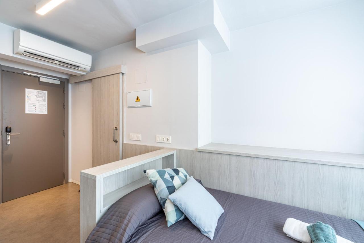 Residencia Universitaria Resa Claudio Coello มาดริด ภายนอก รูปภาพ