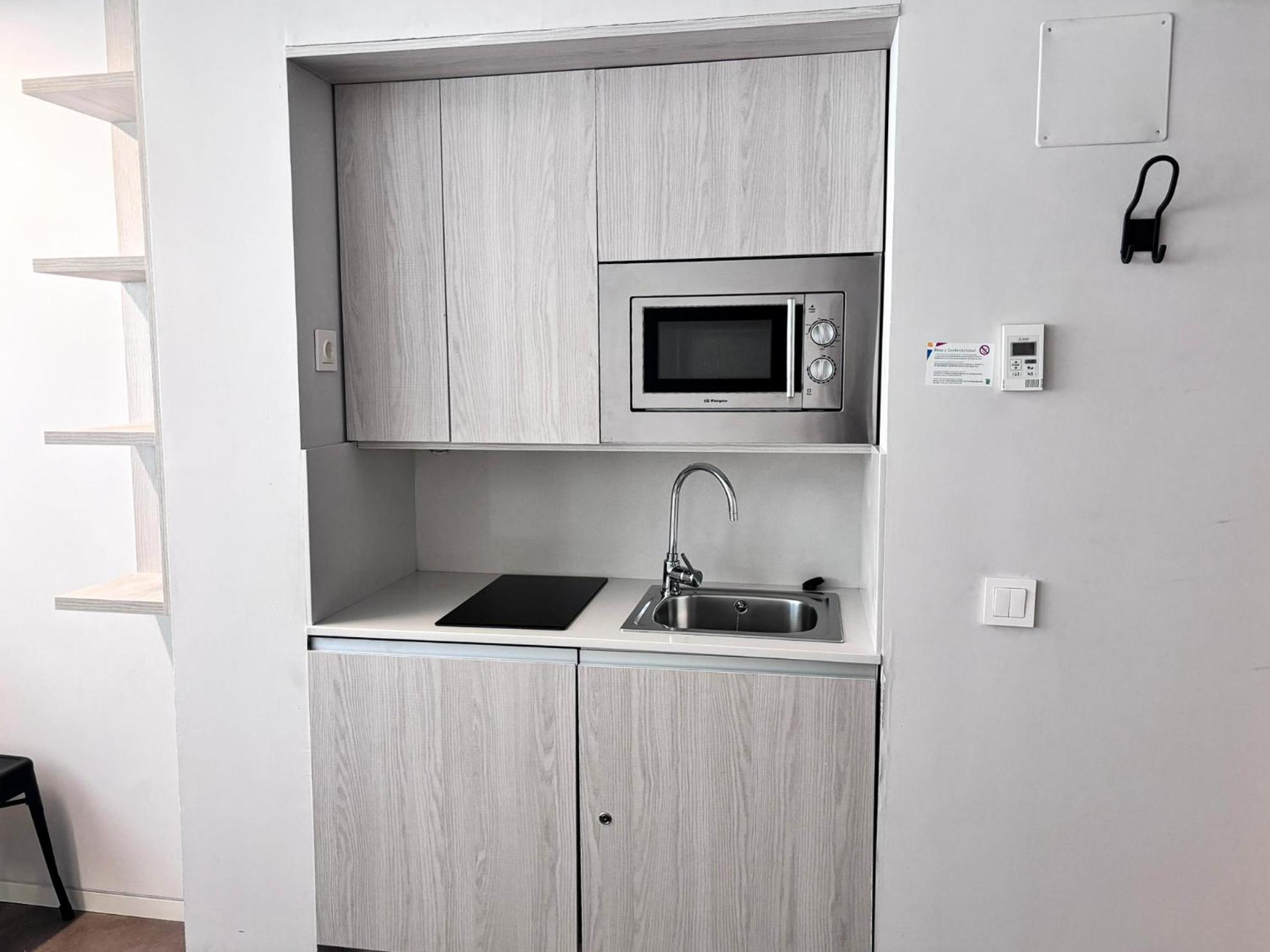 Residencia Universitaria Resa Claudio Coello มาดริด ภายนอก รูปภาพ