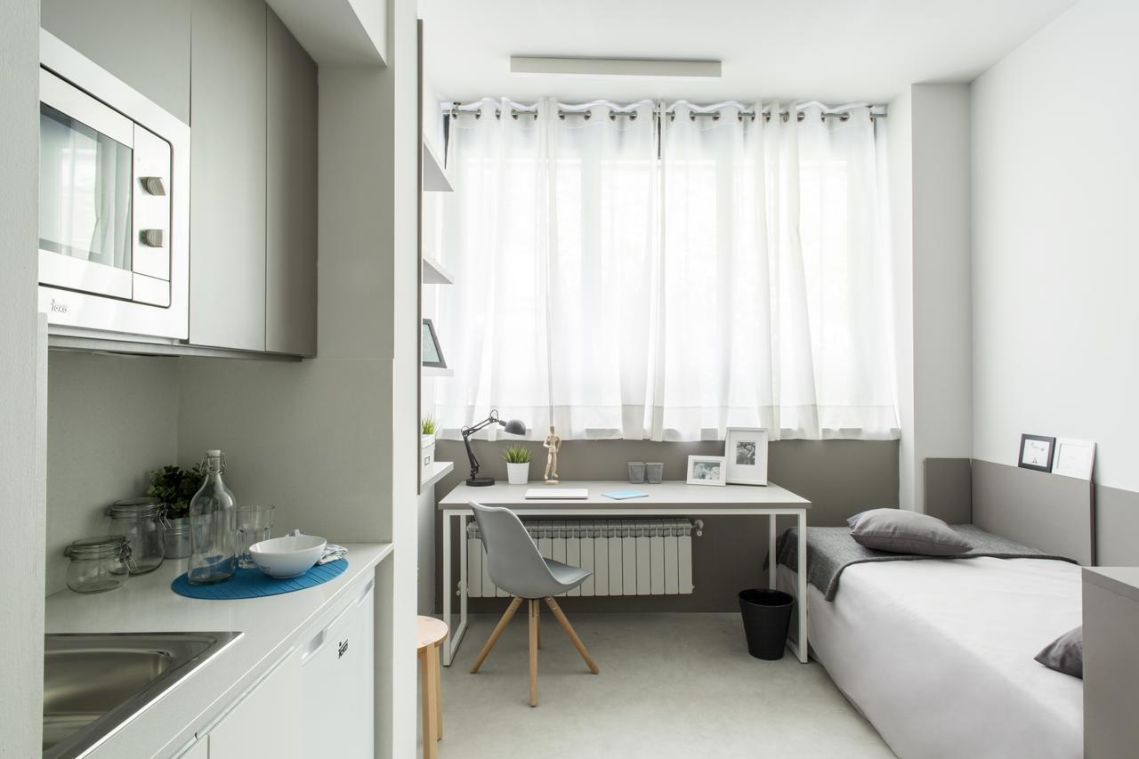 Residencia Universitaria Resa Claudio Coello มาดริด ภายนอก รูปภาพ